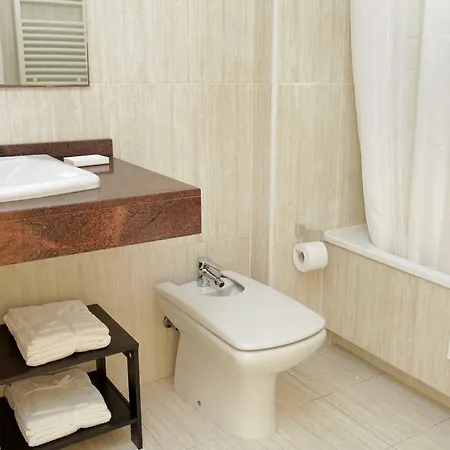 Olympic Village 3* برشلونة